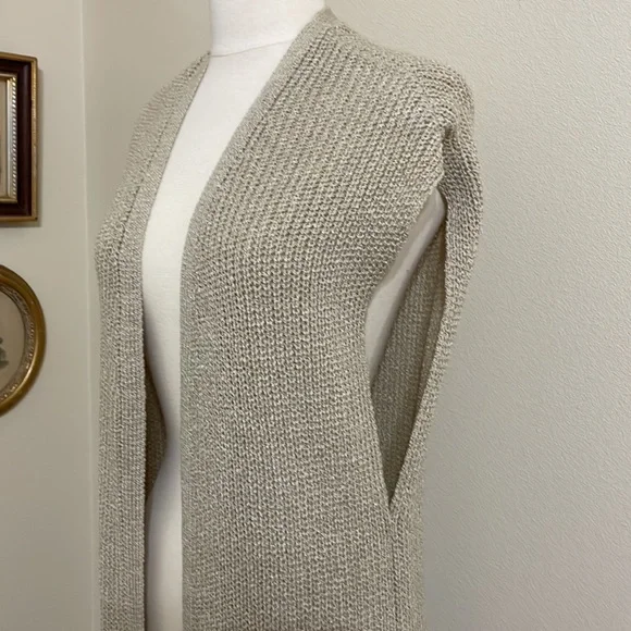 New ANTHRO AKEMI + KIM Tan Cream Kimono Long Nell Sleeveless Knit Cardi Vest